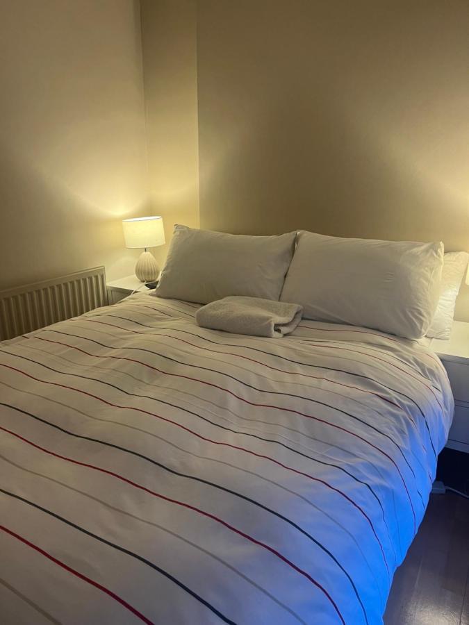 2 Bedroom Apartment Just Off Kings Road Лондон Экстерьер фото